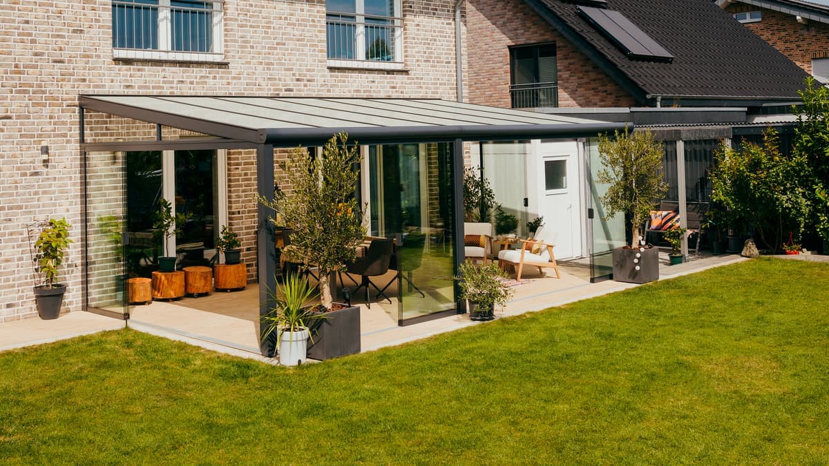 Verandas with glass sliding doors andAmbient lighting