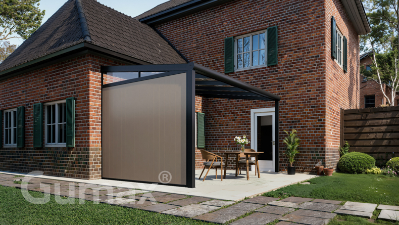 Aluminium sidewall with grey beige panels + glass wedge